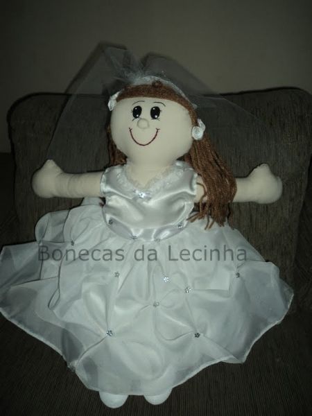 BONECA CASAMENTO -DAMINHA ÉRICA